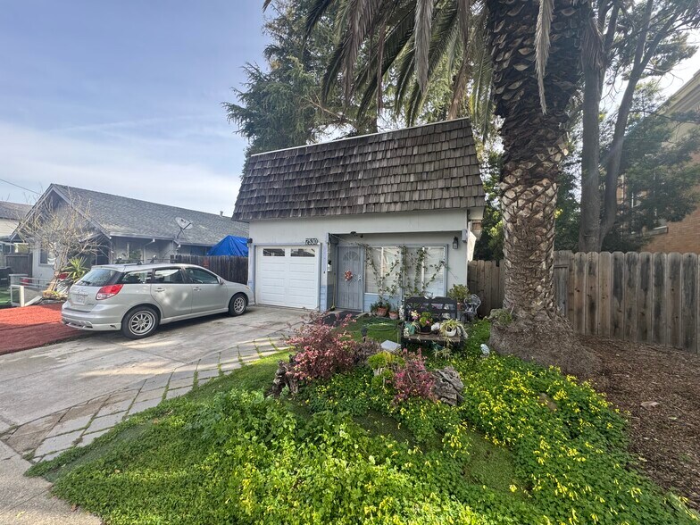 7530 Church St, Gilroy, CA à vendre - Photo de l’immeuble – Image 1 sur 17