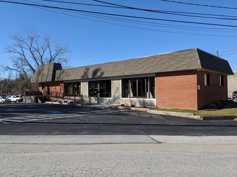 1404 Bare Hills Ave, Baltimore, MD à louer - Photo de l’immeuble – Image 1 sur 15