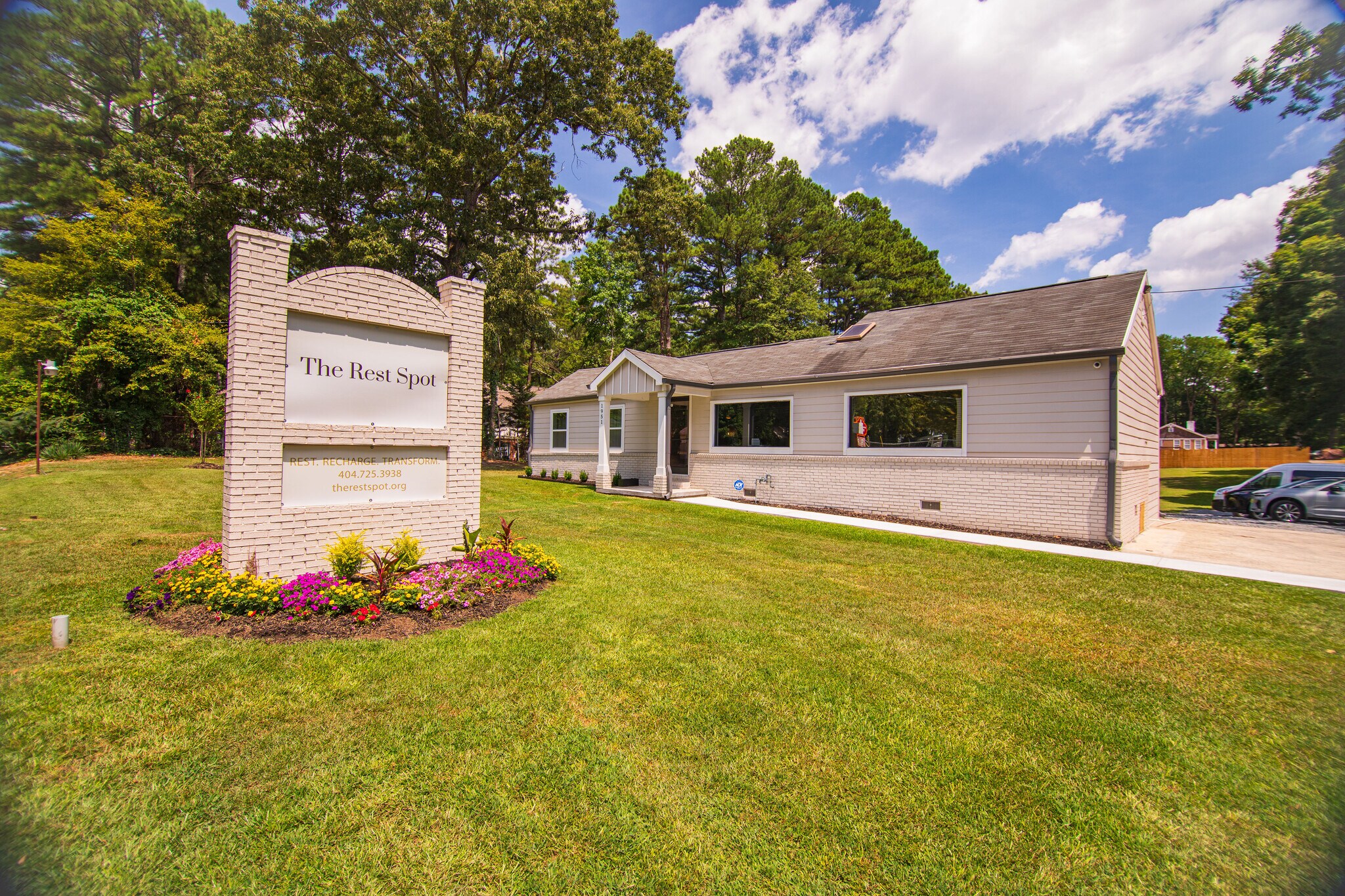 1951 SE Old Concord Rd, Smyrna, GA à vendre Photo de l’immeuble– Image 1 sur 11
