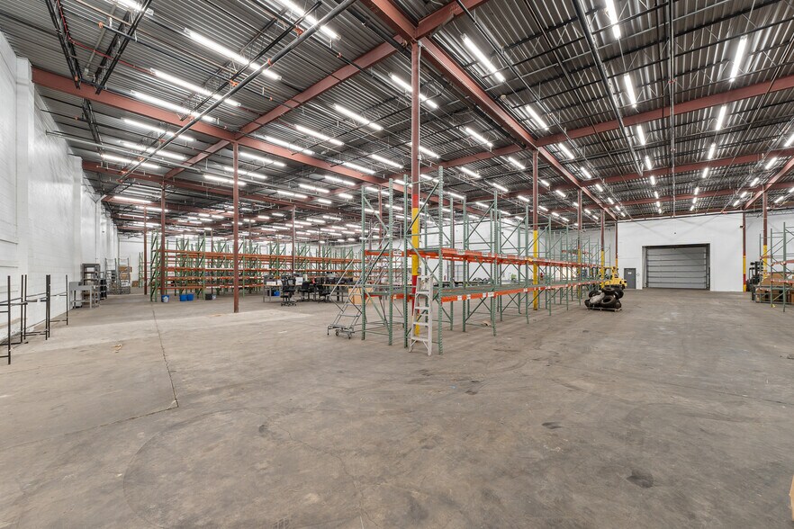 1545 Hansford St, Charleston, WV à louer - Photo de l’immeuble – Image 2 sur 81