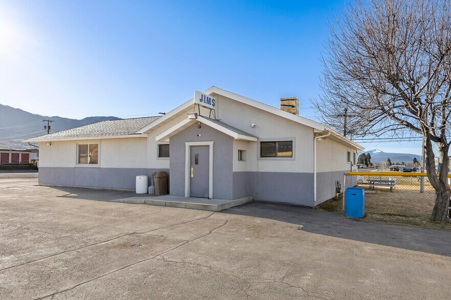 2740 Elm St, Butte, MT à vendre - Photo principale – Image 1 sur 28