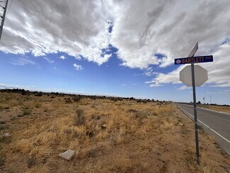 Plus de détails pour Barlett Ave, Adelanto, CA - Terrain à vendre