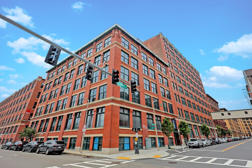 63 Melcher St, Boston, MA à vendre - Photo de l’immeuble – Image 2 sur 5