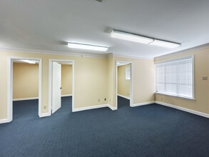 13-15 E Deer Park Dr, Gaithersburg, MD à louer Photo intérieure– Image 2 sur 6