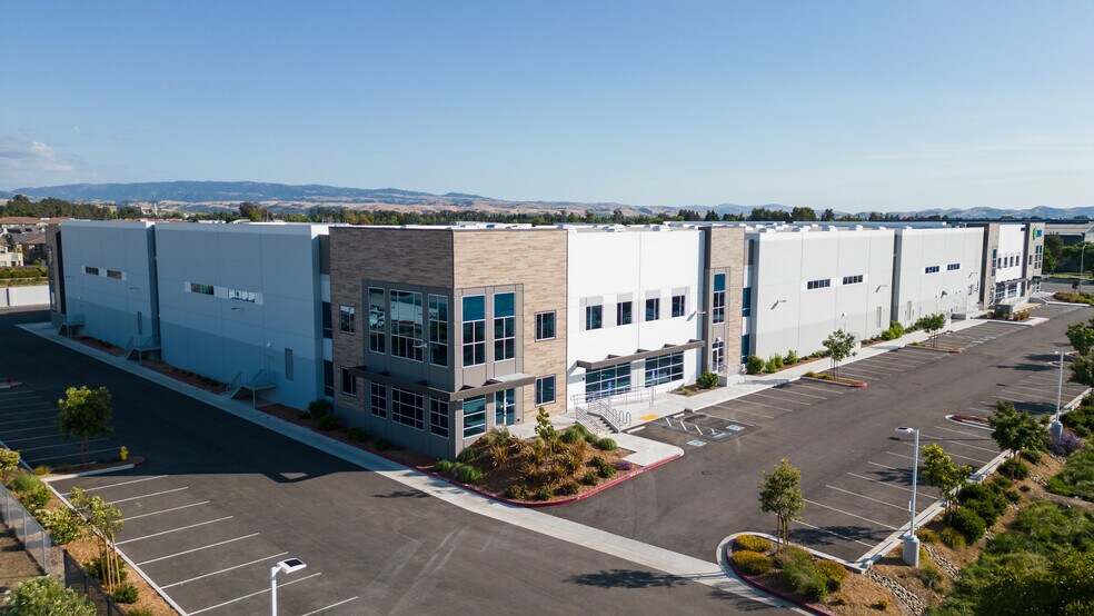 6011-6013 Las Positas Rd, Livermore, CA à louer - Photo de l’immeuble – Image 1 sur 7