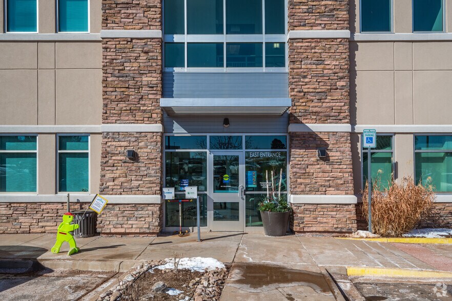 9235 Crown Crest Blvd, Parker, CO à louer - Photo de l’immeuble – Image 3 sur 5