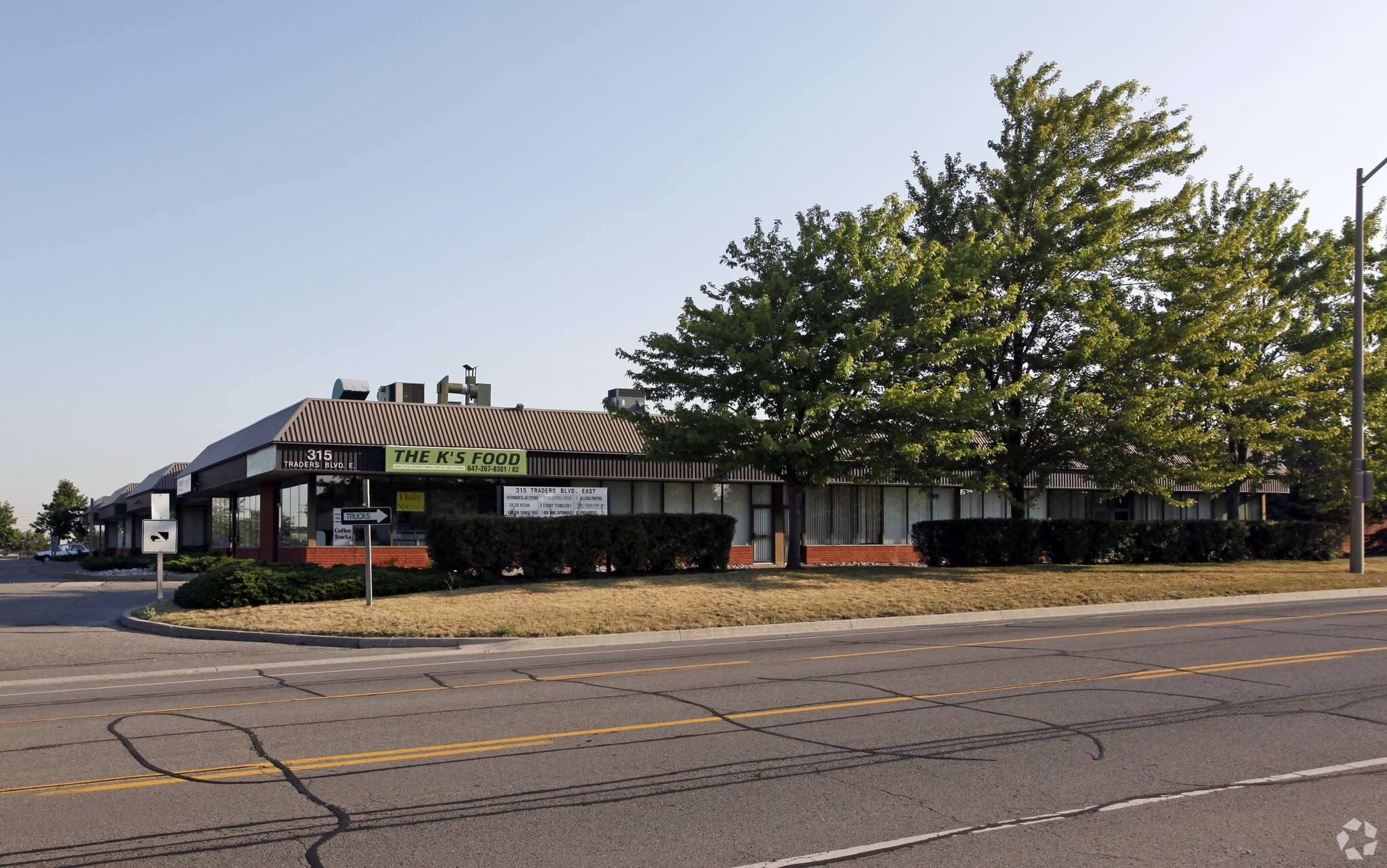 315 Traders Blvd E, Mississauga, ON à vendre Photo principale– Image 1 sur 6