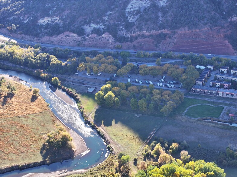 1322 Animas View Dr, Durango, CO à vendre - Photo de l’immeuble – Image 3 sur 26