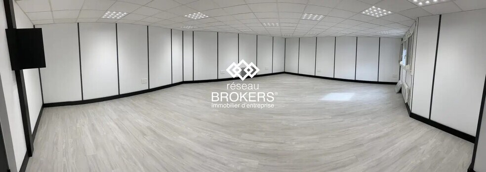 Bureau dans Sassenage à vendre - Photo intérieure – Image 2 sur 2