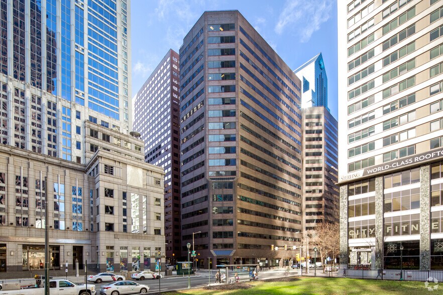 1800 John F Kennedy Blvd, Philadelphia, PA à louer - Photo principale – Image 1 sur 35