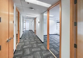 1324 17 Av SW, Calgary, AB à louer Photo intérieure– Image 1 sur 1