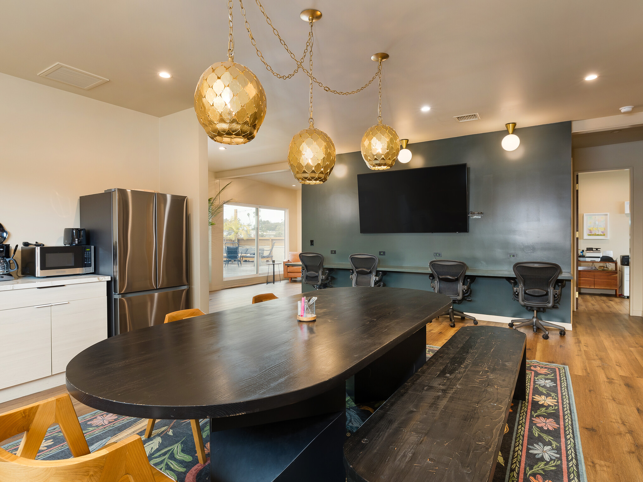 124 Center St, El Segundo, CA à louer Photo intérieure– Image 1 sur 32