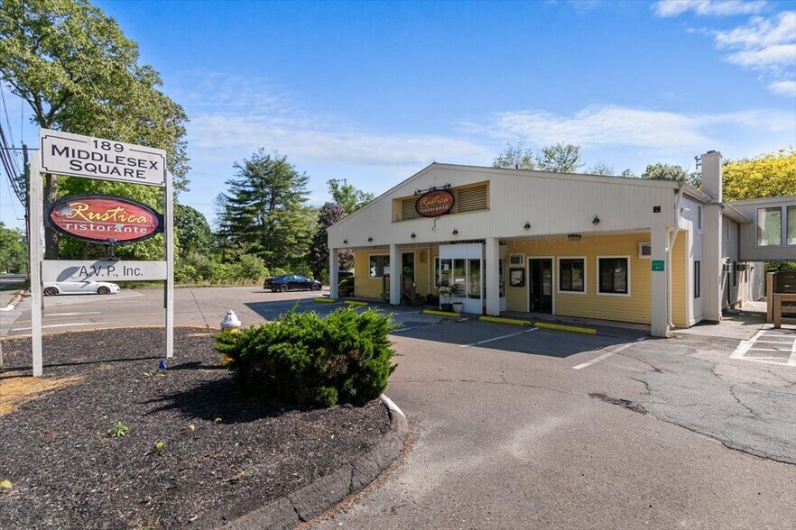 189-191 Middlesex Ave, Chester, CT à vendre - Photo de l’immeuble – Image 2 sur 4