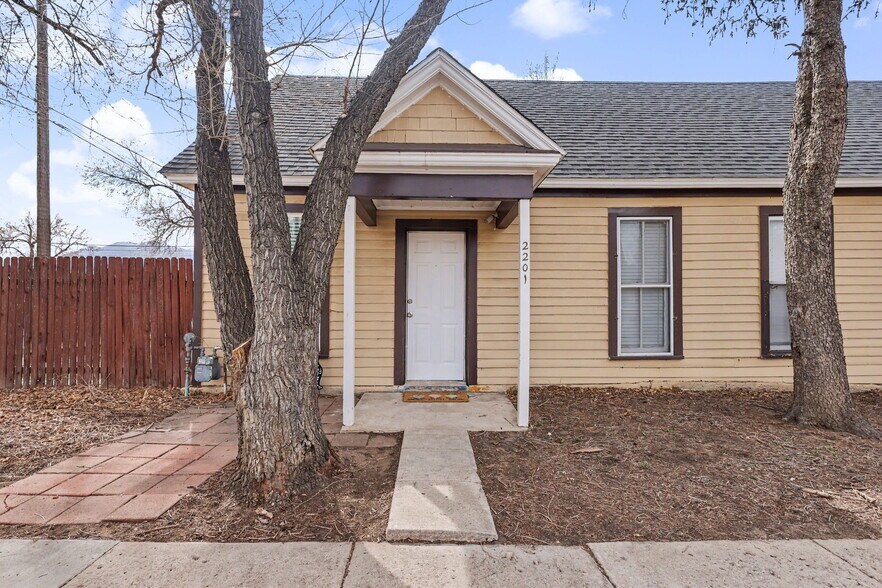 2201 W Pikes Peak Ave, Colorado Springs, CO à vendre - Photo de l’immeuble – Image 3 sur 16