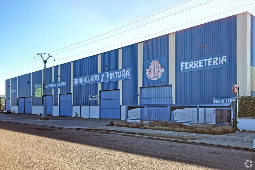 Calle la Cerámica, 234, Talavera de la Reina, Toledo à vendre - Photo principale – Image 1 sur 10