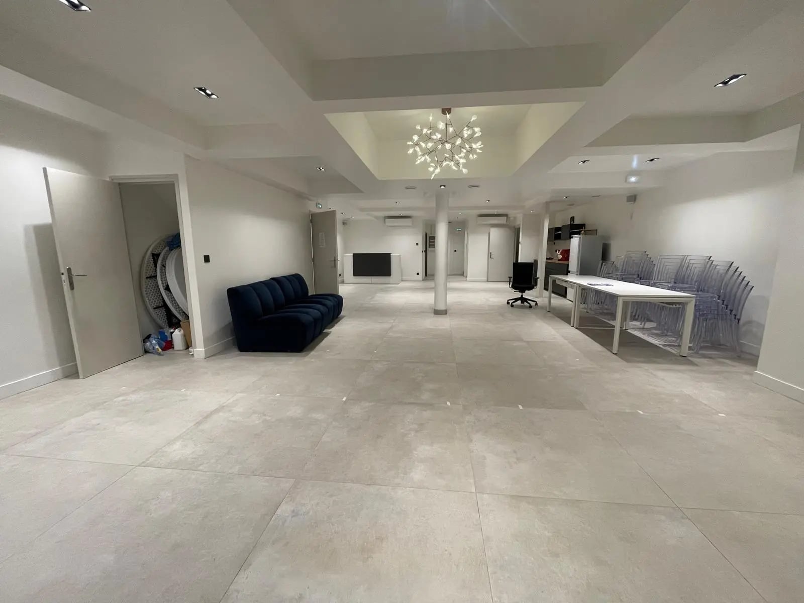 Local commercial dans Paris à louer Photo intérieure– Image 1 sur 5