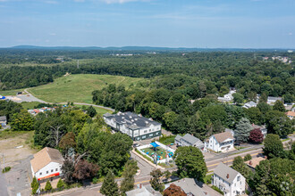 140 N Franklin St, Holbrook, MA - VUE AÉRIENNE  vue de carte