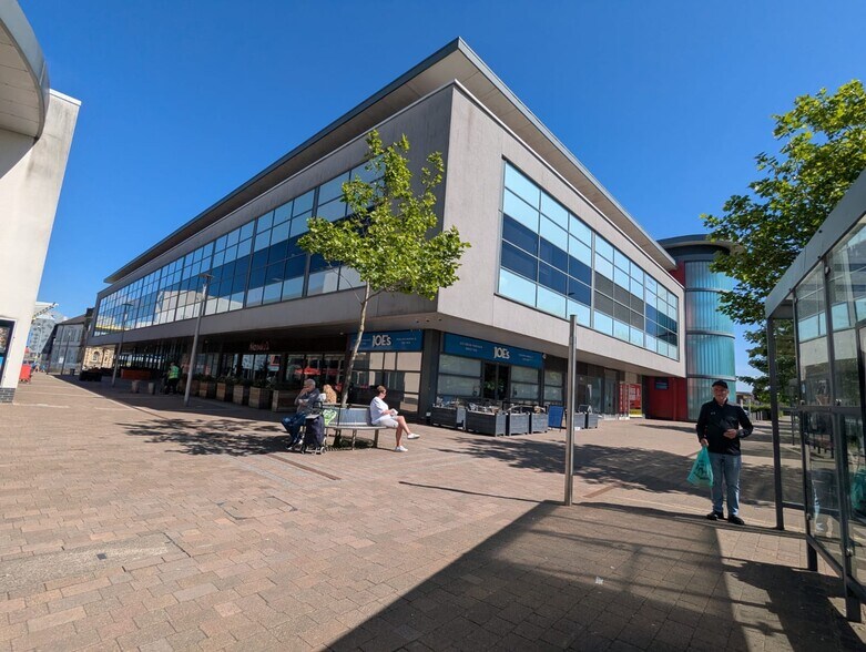Park St, Llanelli à louer - Photo de l’immeuble – Image 3 sur 9