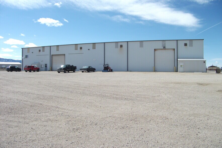 187 Gusher st, Evansville, WY à louer - Photo de l’immeuble – Image 3 sur 5