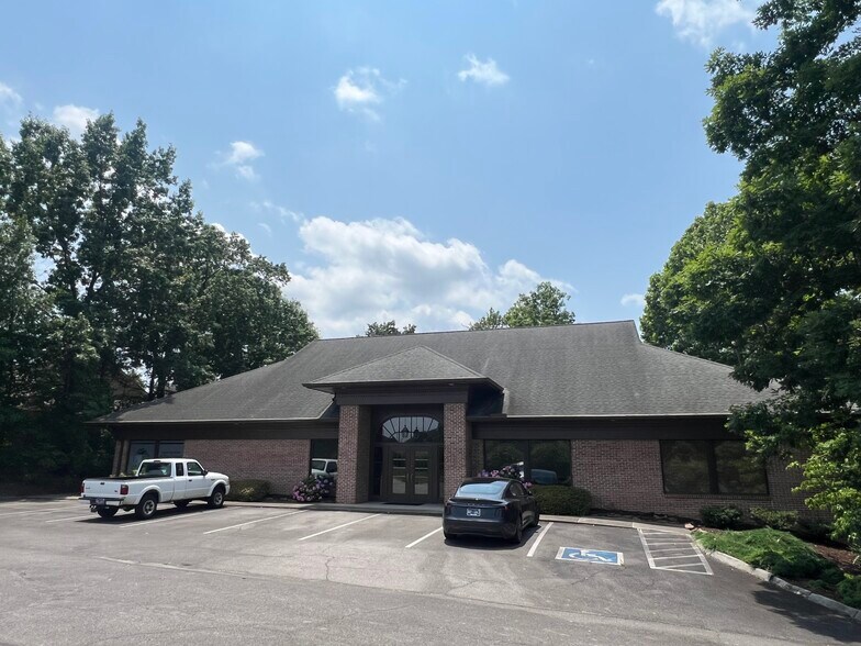 10325 Technology Dr, Knoxville, TN à vendre - Photo de l’immeuble – Image 1 sur 22