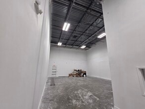 12062-12090 Miramar Pky, Miramar, FL à louer Photo intérieure– Image 2 sur 4