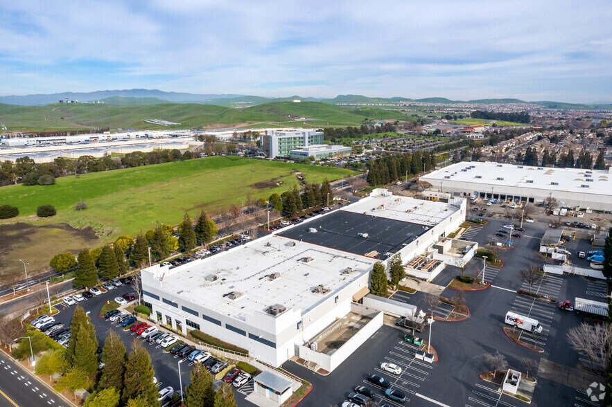 5990-5996 Gleason Dr, Dublin, CA à louer - Aérien – Image 2 sur 9