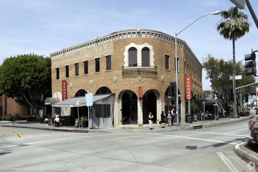 9543 Culver Blvd, Culver City, CA à louer - Photo de l’immeuble – Image 2 sur 28