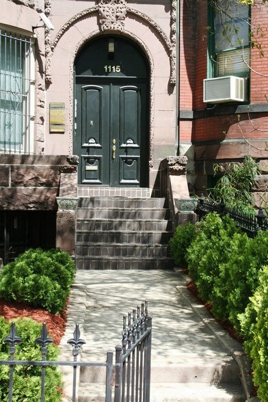 1115 Massachusetts Ave NW, Washington, DC à louer - Photo principale – Image 1 sur 23