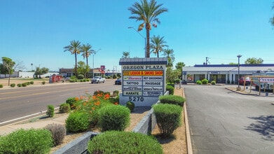 5270 N 59th Ave, Glendale, AZ à louer Photo intérieure– Image 2 sur 7