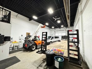 405-437 Sioux Rd, Sherwood Park, AB à louer Photo intérieure– Image 2 sur 4