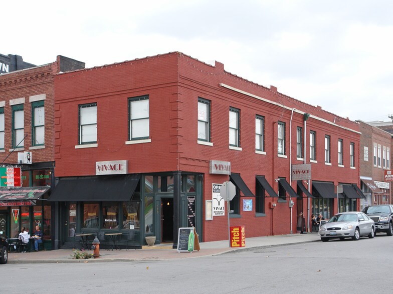 525-529 Walnut St, Kansas City, MO à louer - Photo de l’immeuble – Image 2 sur 7