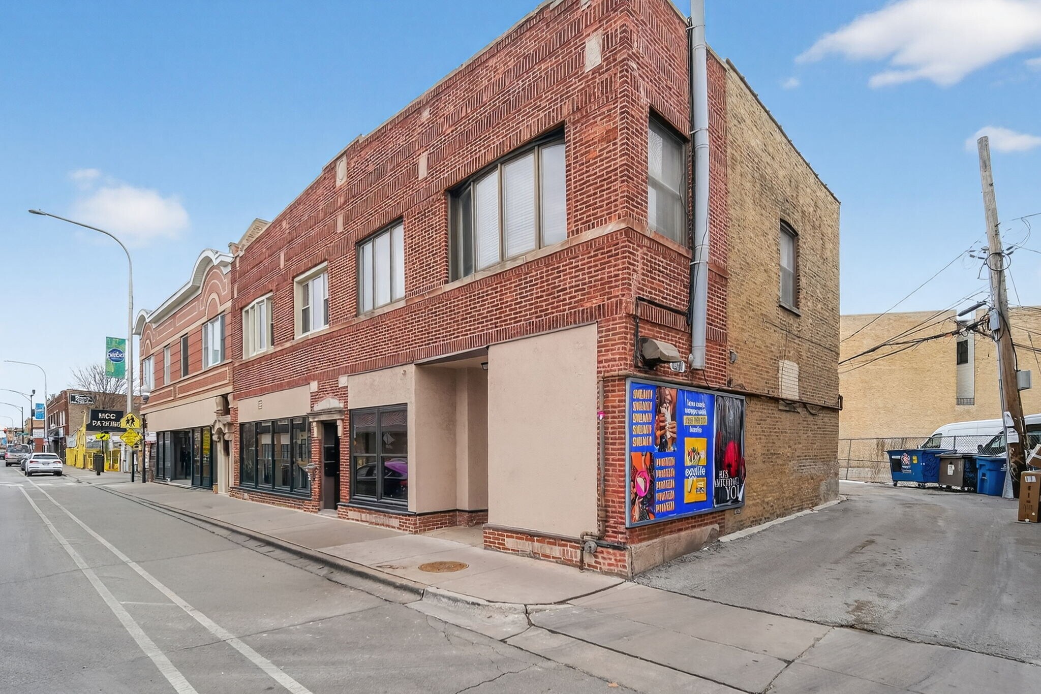 4369 N Elston Ave, Chicago, IL à louer Photo de l’immeuble– Image 1 sur 23