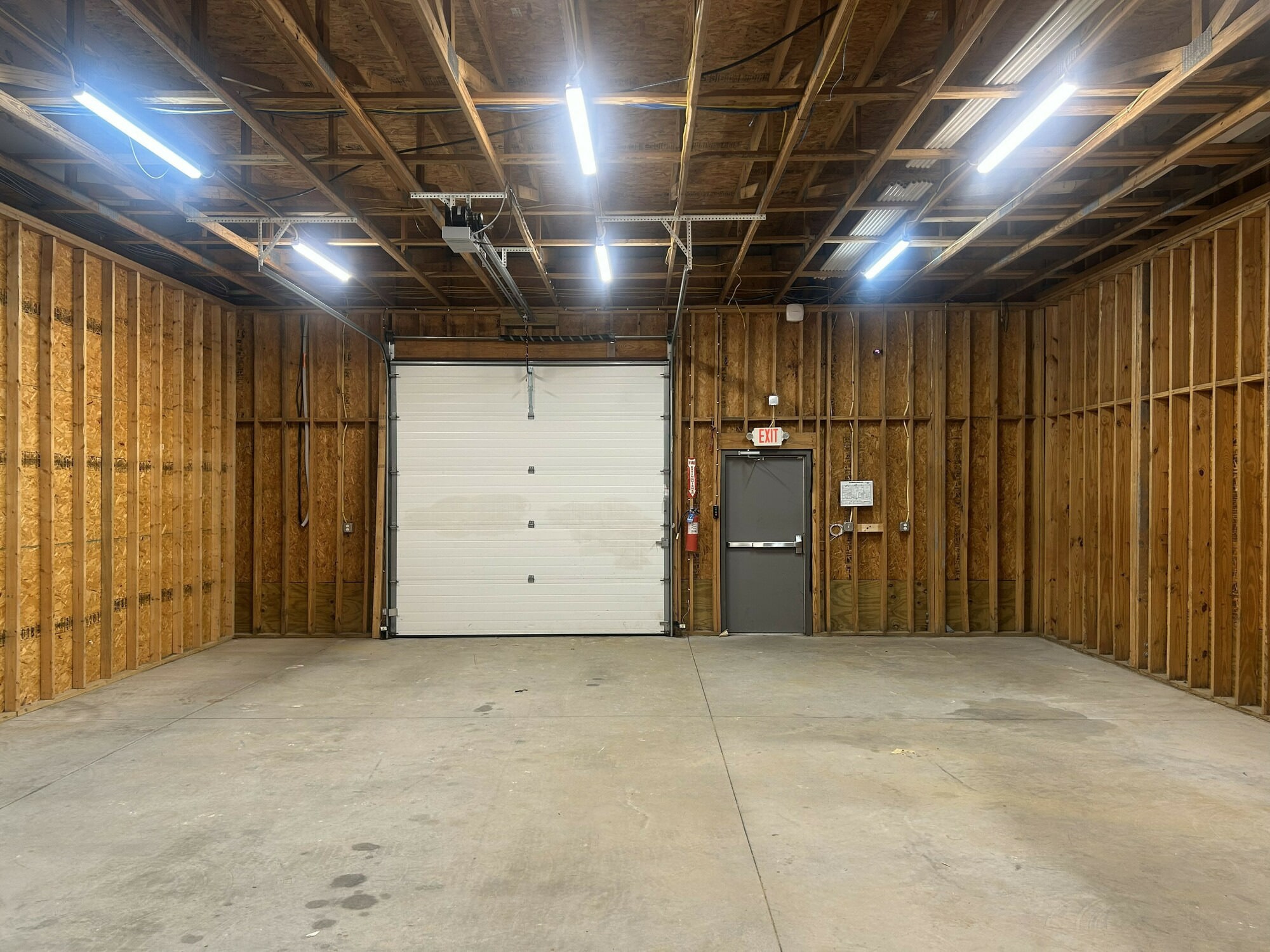 7440 Central Business Park Dr, Norfolk, VA à vendre Photo intérieure– Image 1 sur 2