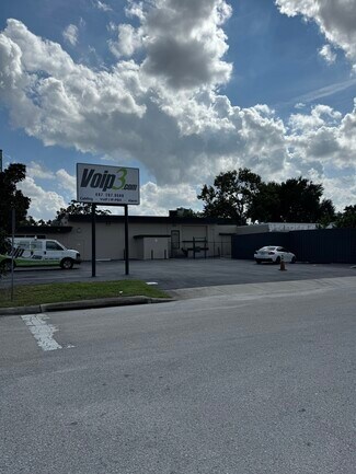 Plus de détails pour 1700 S Division Ave, Orlando, FL - Industriel/Logistique à vendre