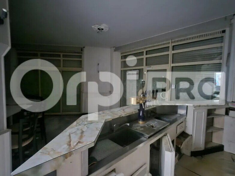 Local d'activités dans Reims à vendre - Photo intérieure – Image 2 sur 12