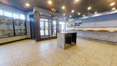 640 Packard St, Ann Arbor, MI à louer Photo de l’immeuble– Image 2 sur 5