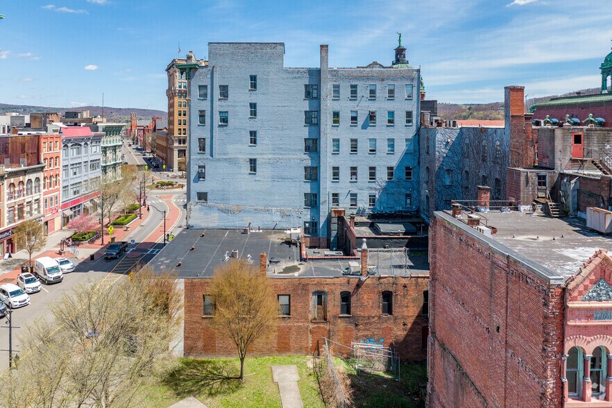 84 Court St, Binghamton, NY à louer - Photo de l’immeuble – Image 3 sur 4