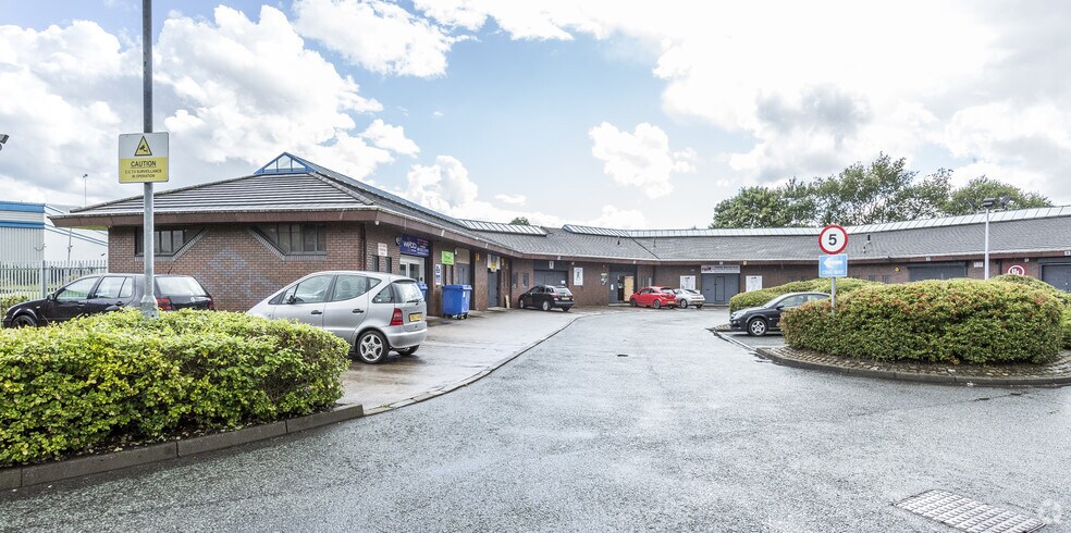 Clarendon Ct, Warrington à louer - Photo principale – Image 1 sur 6