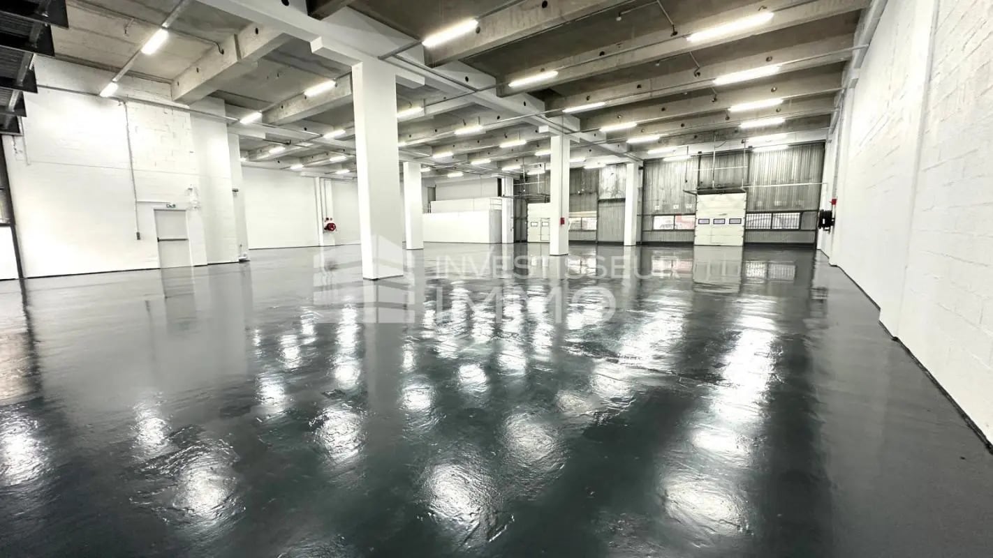 Local d’activités dans Pantin à louer Photo intérieure– Image 1 sur 4