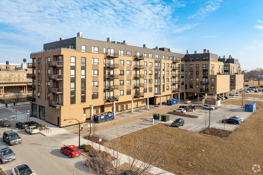 2300 S State St, Chicago, IL à louer - Photo de l’immeuble – Image 2 sur 5