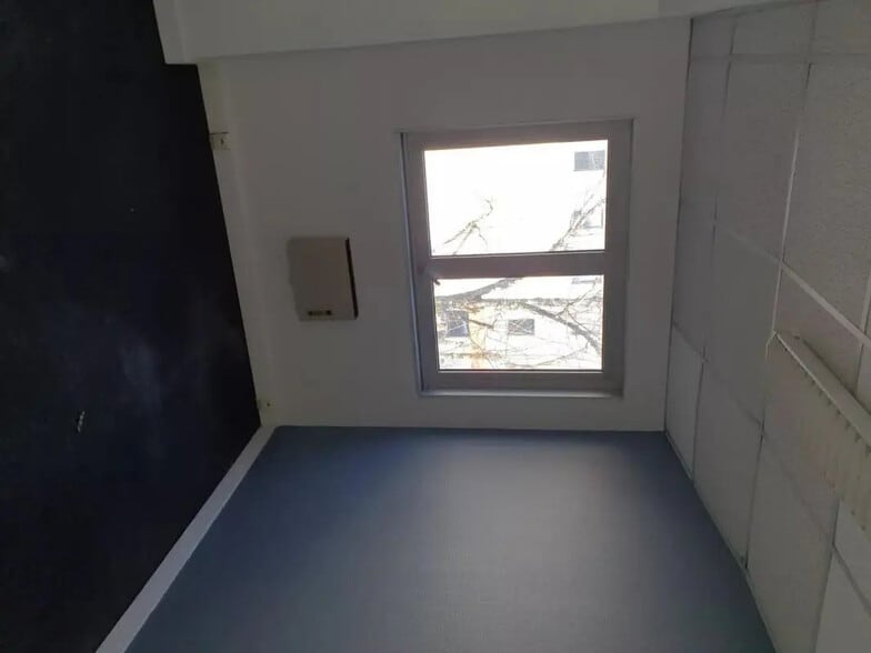 Bureau dans Saint-Herblain à louer - Photo intérieure – Image 2 sur 5