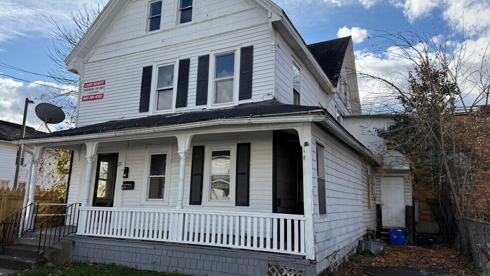 27 Rutherford St, Binghamton, NY à vendre - Photo principale – Image 1 sur 14