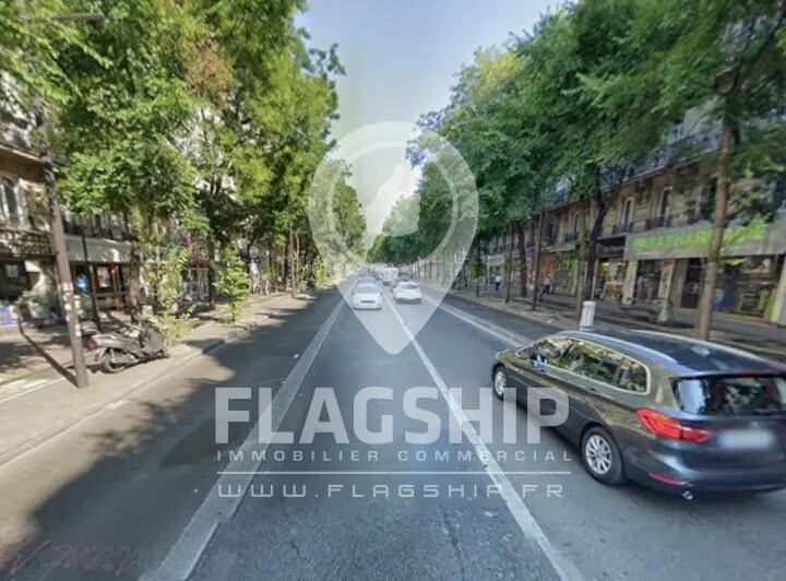 Local commercial dans Paris à louer - Photo de l’immeuble – Image 3 sur 3