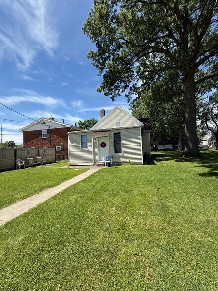 Multi-Family Portfolio portefeuille de 7 biens à vendre sur LoopNet.fr - Photo de l’immeuble – Image 3 sur 9