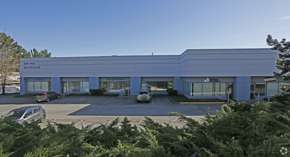 8500-8544 Baxter Pl, Burnaby, BC à louer - Photo de l’immeuble – Image 3 sur 7