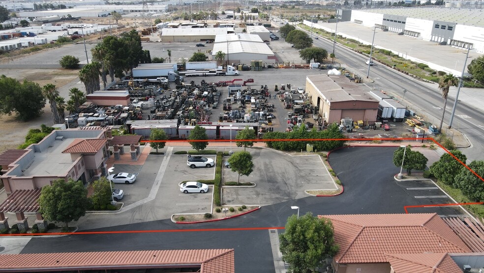 8545 Etiwanda Ave, Rancho Cucamonga, CA à vendre - Photo de l’immeuble – Image 2 sur 7