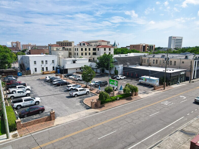 186 N Palafox St, Pensacola, FL à louer - Photo de l’immeuble – Image 2 sur 11