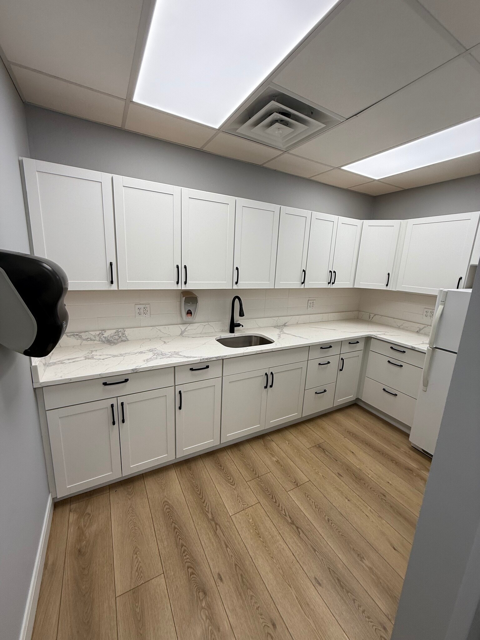 36-40 N Van Brunt St, Englewood, NJ à louer Photo intérieure– Image 1 sur 11