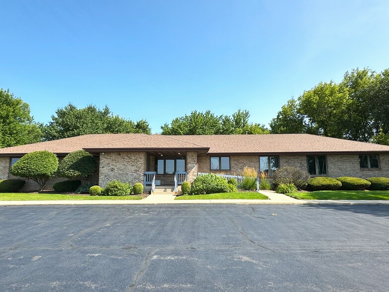 7550 Rote Rd, Rockford, IL à vendre - Photo de l’immeuble – Image 2 sur 9