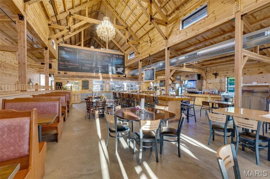 110 Old Meramec Station Rd, Ballwin, MO à vendre - Photo de l’immeuble – Image 3 sur 8